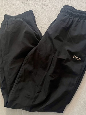 Fila vintage windbreaker track pants like new, black, size M