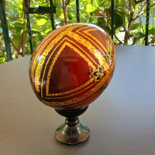 Hand-painted wooden egg with Virgin Mary and Christ, vintage from Russia