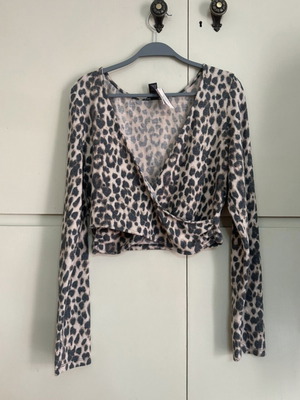 Victoria’s Secret crop top blouse new, size L, black and beige