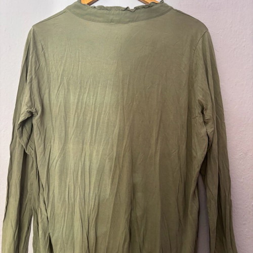 Geisha khaki shirt size XL or 42 used with defect