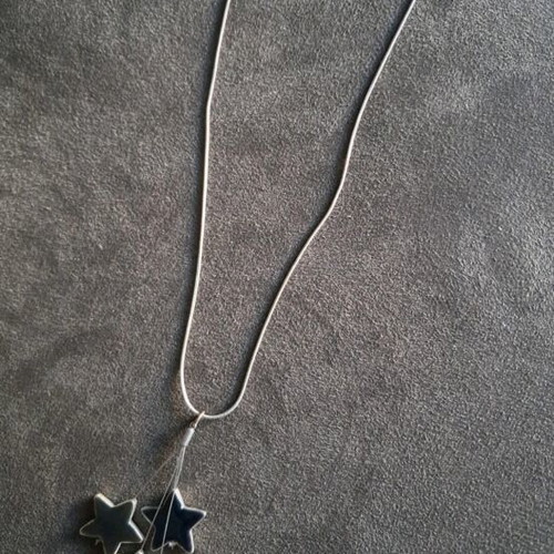 Necklace with chain like new with star design in blue-gray color