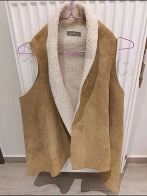 Γιλέκο αμάνικο σουέντ σαν καινούργιο, άσπρο και μπεζ