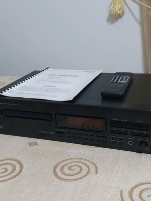 ONKYO R1 DX7210 КОМПАКТ ДИСК