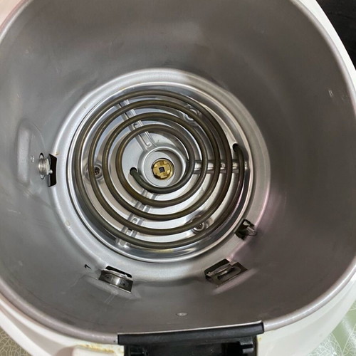 Delonghi Rotofry 1.3 lt fryer used with removable bowl