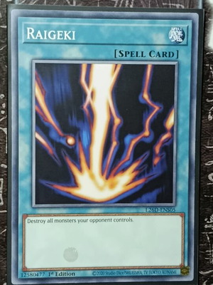 Raigeki Yu-Gi-Oh! spell card