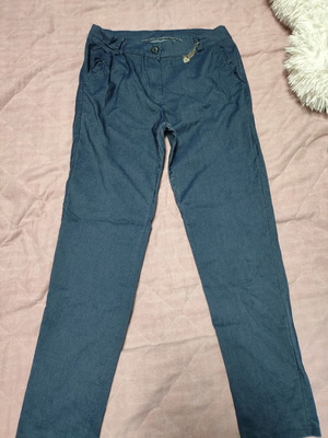 Elastic jeans like new, blue, sizes M and L