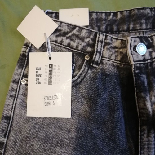 Grey denim pants new, high waist with wide leg, size S