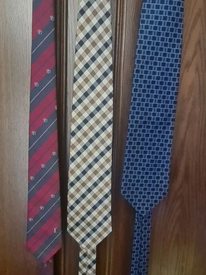 Georgio Armani, Aquascutum, Wessainrlaurent ties like new