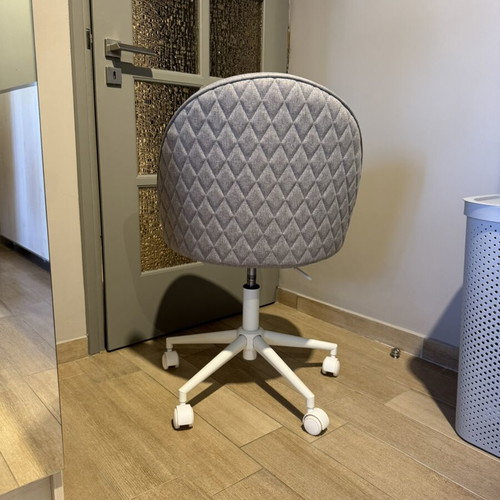 JYSK office chair like new