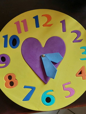Educational clock game used