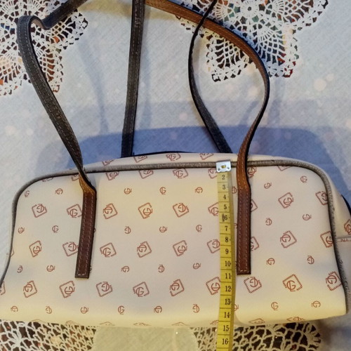 Guy Laroche shoulder bag used, beige and brown