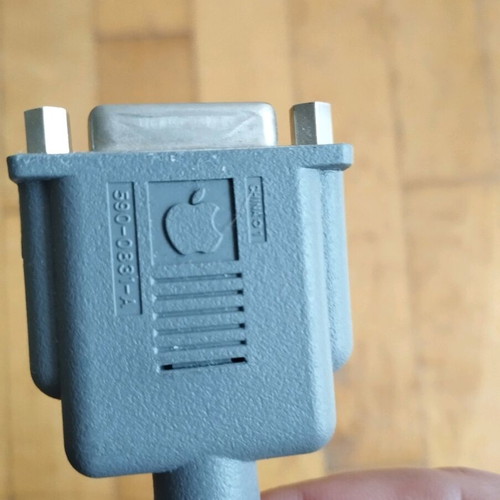 Apple Macintosh Powerbook screen cable used