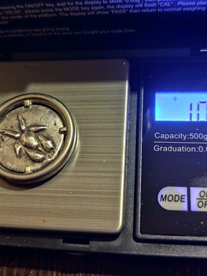 Silver 925 Capricorn motif like new with embossed zodiac sign