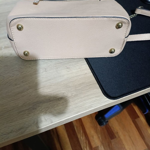 Verde shoulder bag beige like new, crossbody style