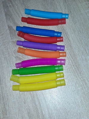 Pop Up Tubes Children's Toy like new