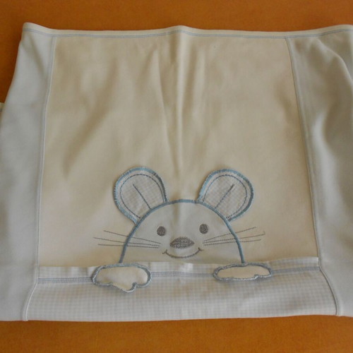 Baby blanket like new, cotton, white and blue with animal, 83x84 cm