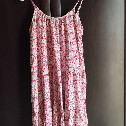 Loose floral dress size XS like new