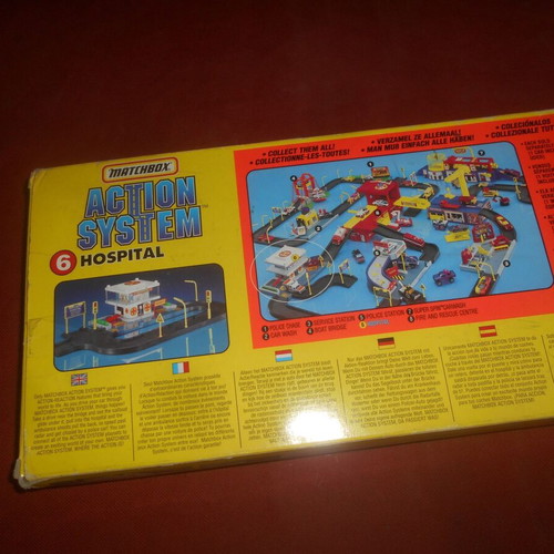Matchbox Action System Hospital vintage toy 1996, like new