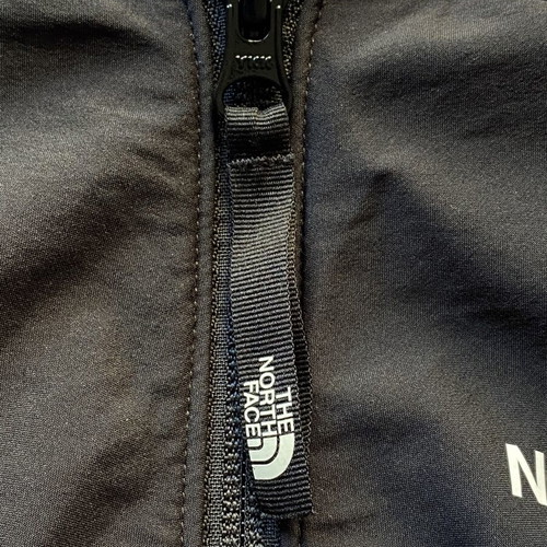 The North Face Mountain Athletics women's jacket size M like new purple black