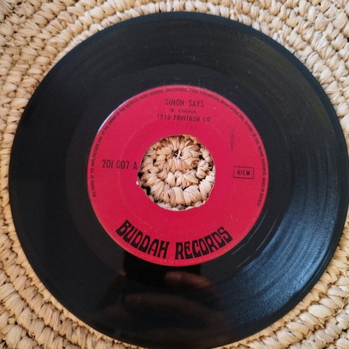 Vinyl record 45 rpm used, Simon Says by 1910 Fruitgum Company