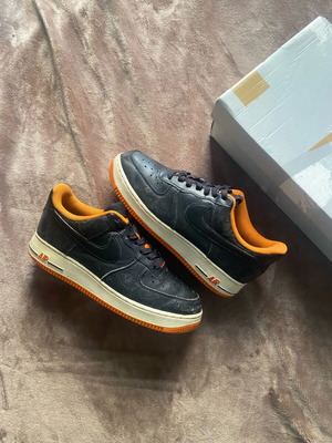 Nike AF1 Halloween special used athletic shoes size 40 black orange