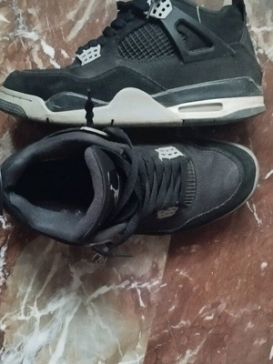 Air Jordan shoes used, size 42.5, black casual