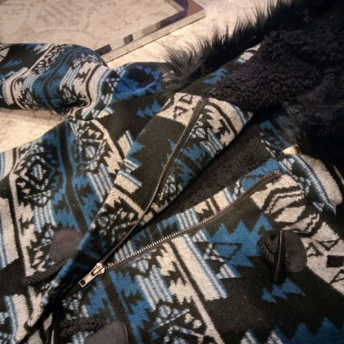 Attrattivo women's parka like new with synthetic fur size M