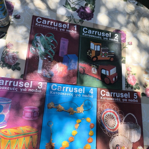 Carrusel construction books for children 1979 like new, set of 5