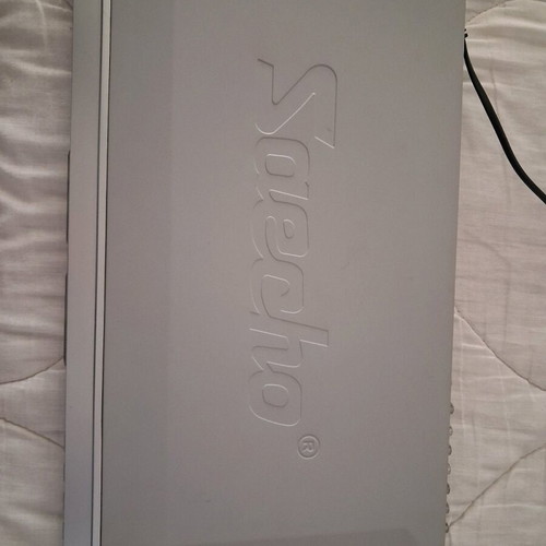 Saecho DVD-CD-MP3 player like new with remote control