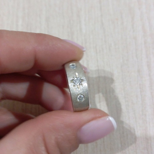Silver ring 925 with zircon like new