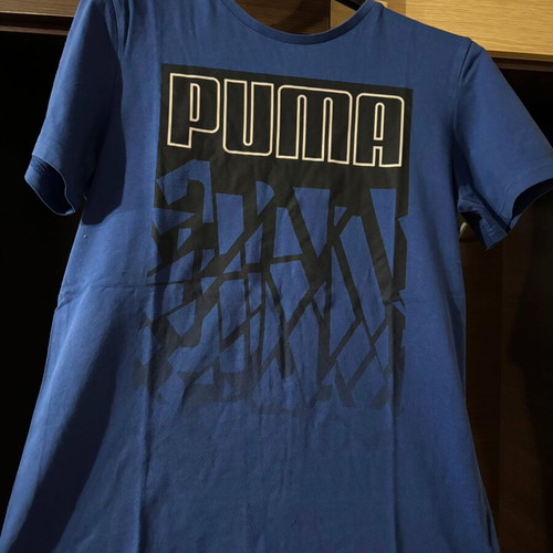 Puma t-shirt like new, size S, black and blue