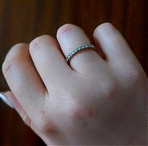 Ολόβερο δαχτυλίδι 925 με λευκά ζιργκόν