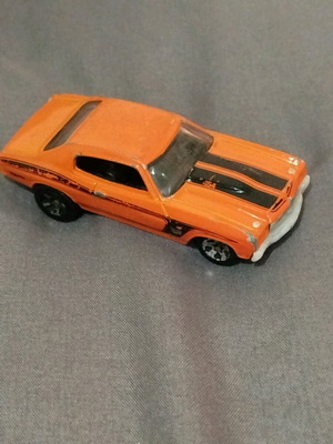 1998 D15 Mattel Hot Wheels 1970 Chevelle SS used
