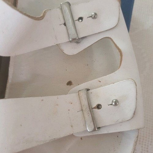 Platform slippers used, size 37, white color