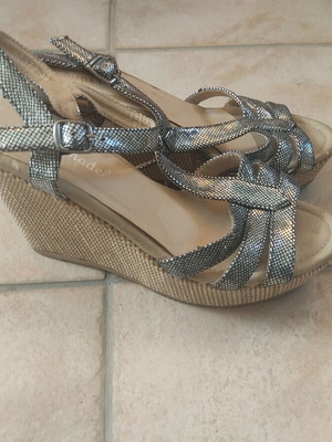 Super Mode women's sandals used, metallic snake print, size 39