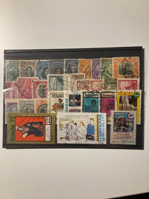 Ecuador 29 stamps used, sealed
