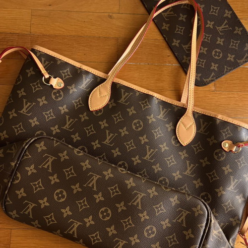Louis Vuitton shoulder bag like new, brown