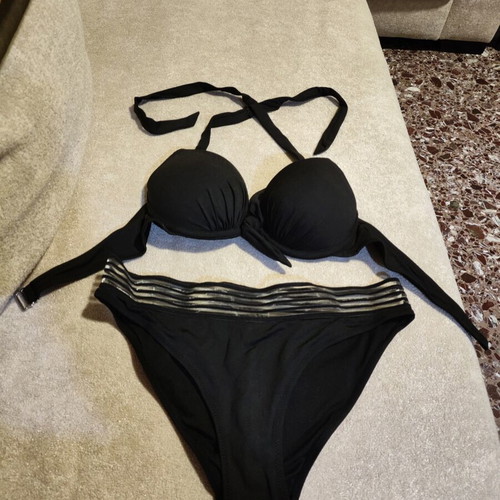 H&M black bikini size 70B