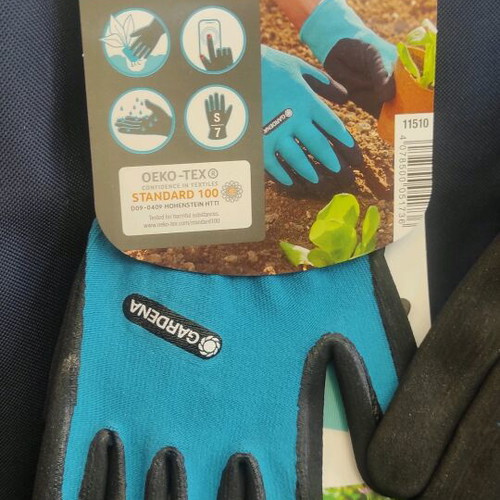 Gardena garden gloves new with waterproof nitrile palm
