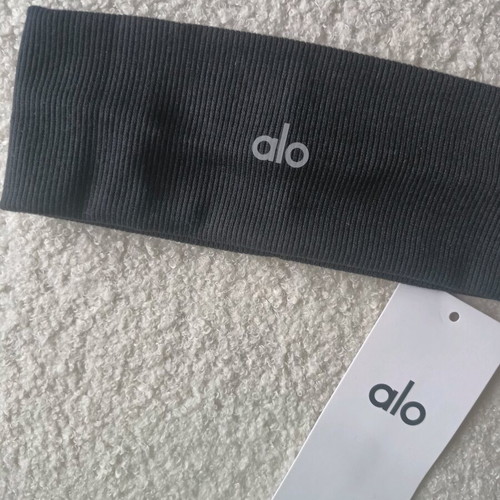 Alo Yoga headband black new