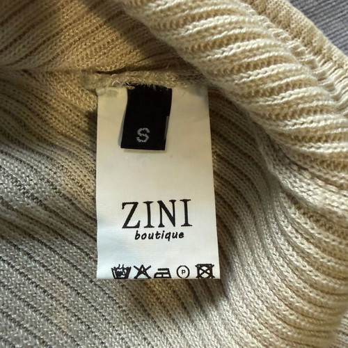 Zini sweater with high turned collar in cream color like new
