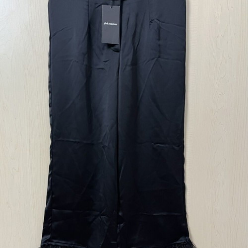 Pink Woman set shirt medium and pants large black new