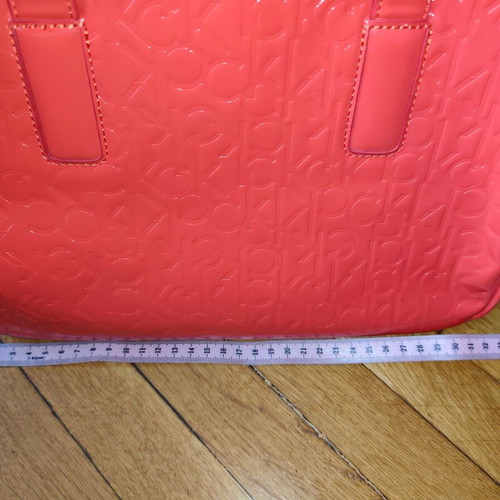 Calvin Klein hand bag used, pink