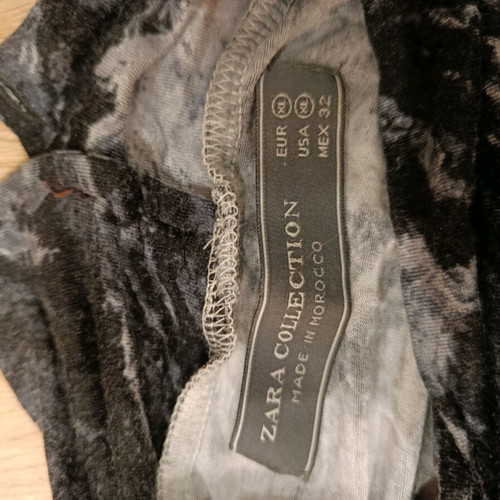 Zara collection XL turtleneck top like new, black and gray