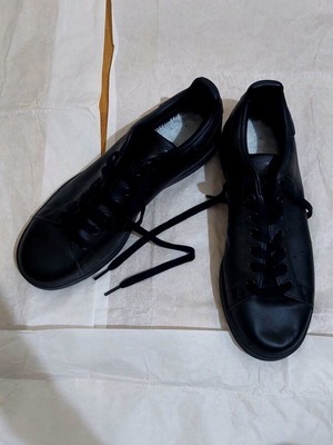 Adidas Stan Smith black casual shoes used size 42.5