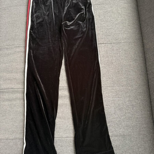 Guess women's plush pants like new, size S, black and white