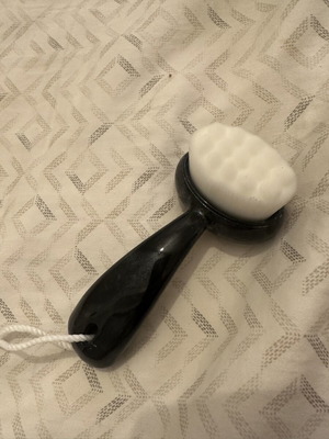 Laloo Cosmetics brush for powder application like new