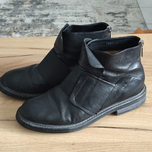 Leather ankle boots used, size 41, black