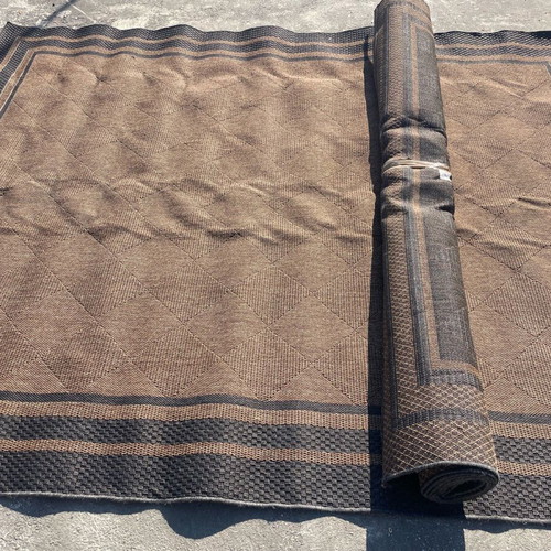 Spring rugs like new, set of 2, size 3 x 2.4