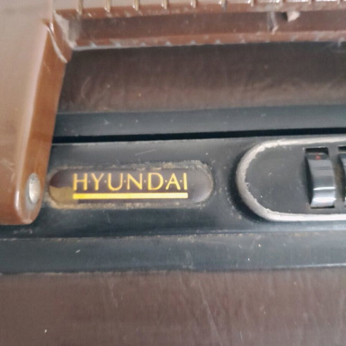 Hyundai visitor bag used, brown plastic with compartments